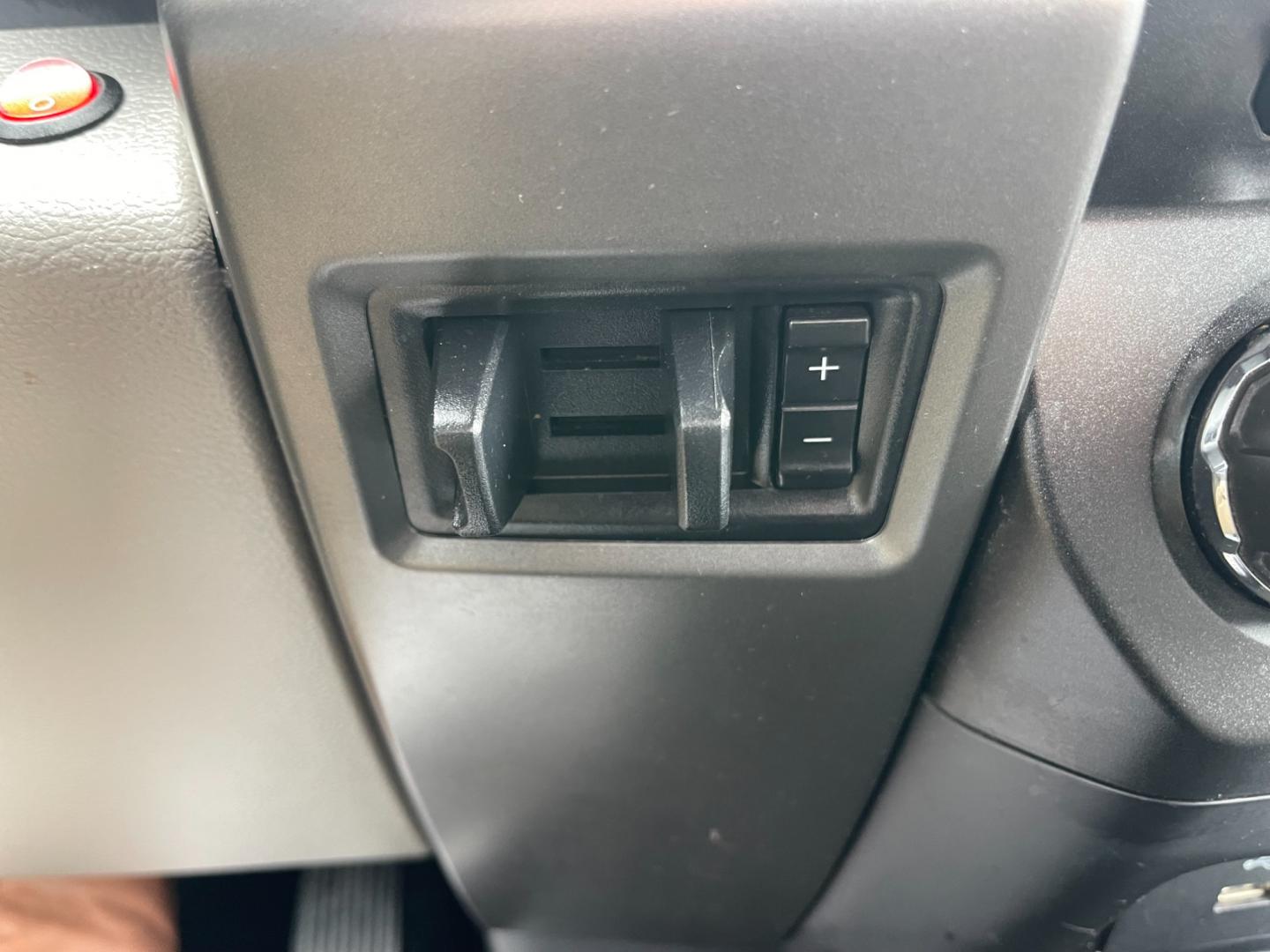 2017 Black /Gray Ford F-250 SD XLT Reg Cab 4WD (1FTBF2B69HE) with an 6.2L V8 OHV 16V FFV engine, 6-Speed Automatic transmission, located at 11115 Chardon Rd. , Chardon, OH, 44024, (440) 214-9705, 41.580246, -81.241943 - This 2017 Ford F-250 XLT Reg Cab is a capable heavy-duty truck equipped with a powerful 6.2L V8 engine, paired with a 6-speed automatic transmission and 3.73 gearing. It features daytime running lights, dusk-sensing headlights, a backup camera, backup sensors, and a snow plow package. This truck boa - Photo#28